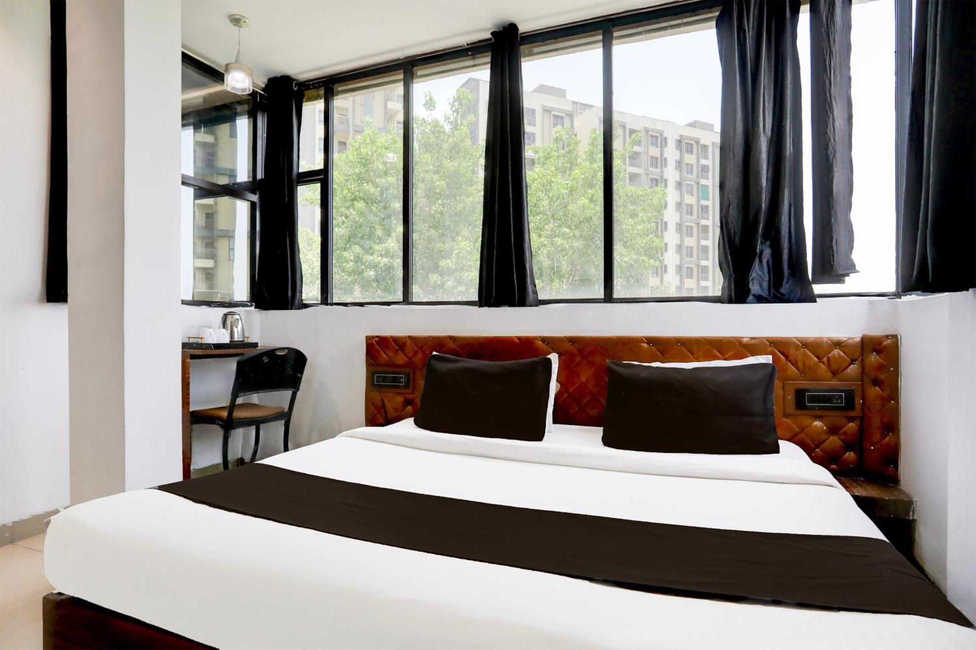 Super Hotel O Mp Nagar Near Rachna Tower Бхопал Экстерьер фото