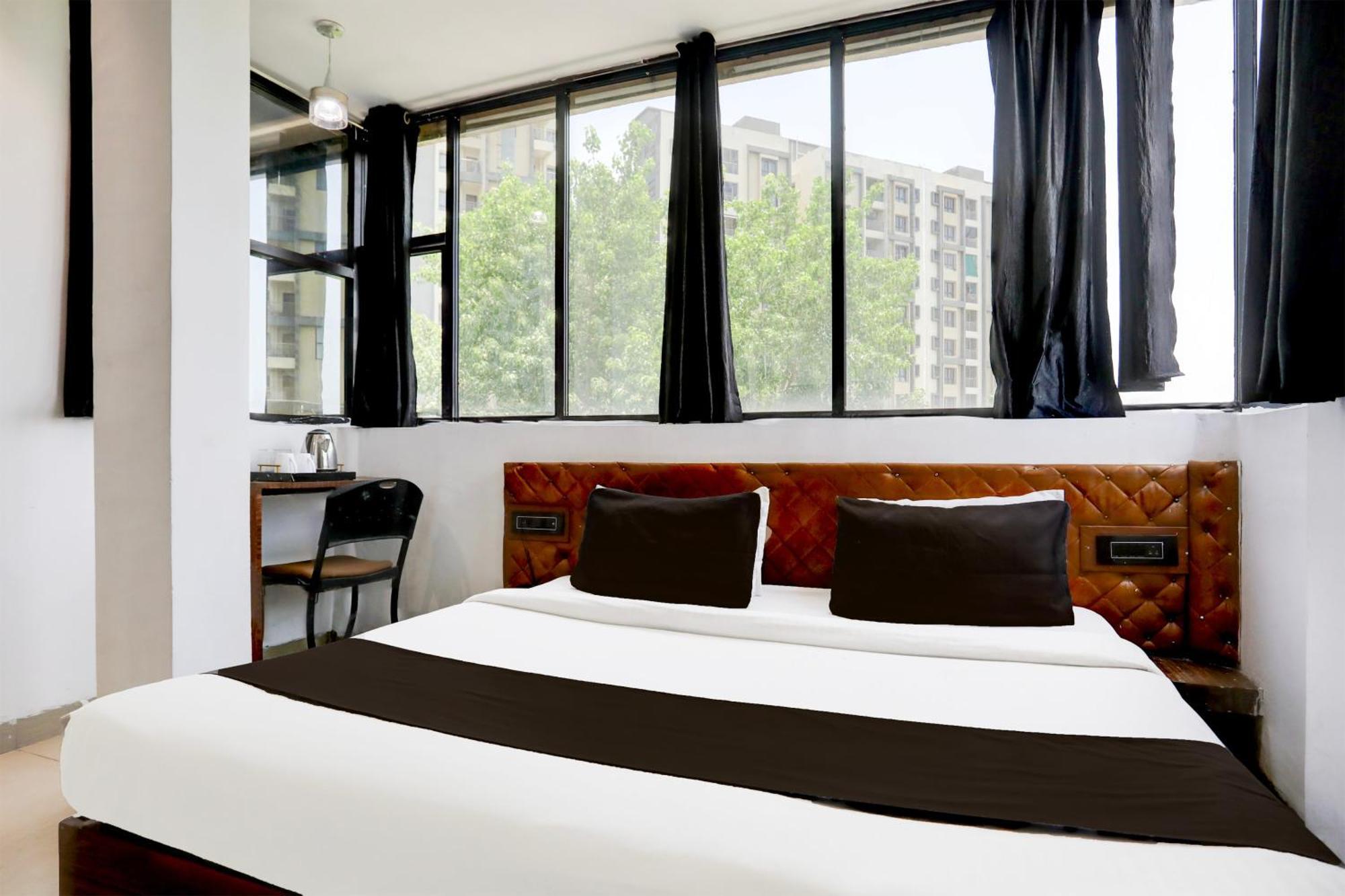 Super Hotel O Mp Nagar Near Rachna Tower Бхопал Экстерьер фото